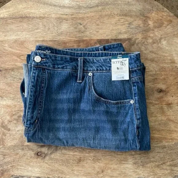 NEW 26W Women's Dark Wash High Rise Jeans - Picture 2 of 3